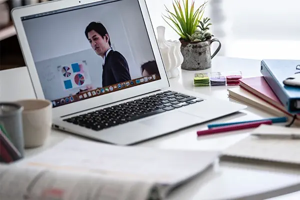 Eーラーニング研修イメージ